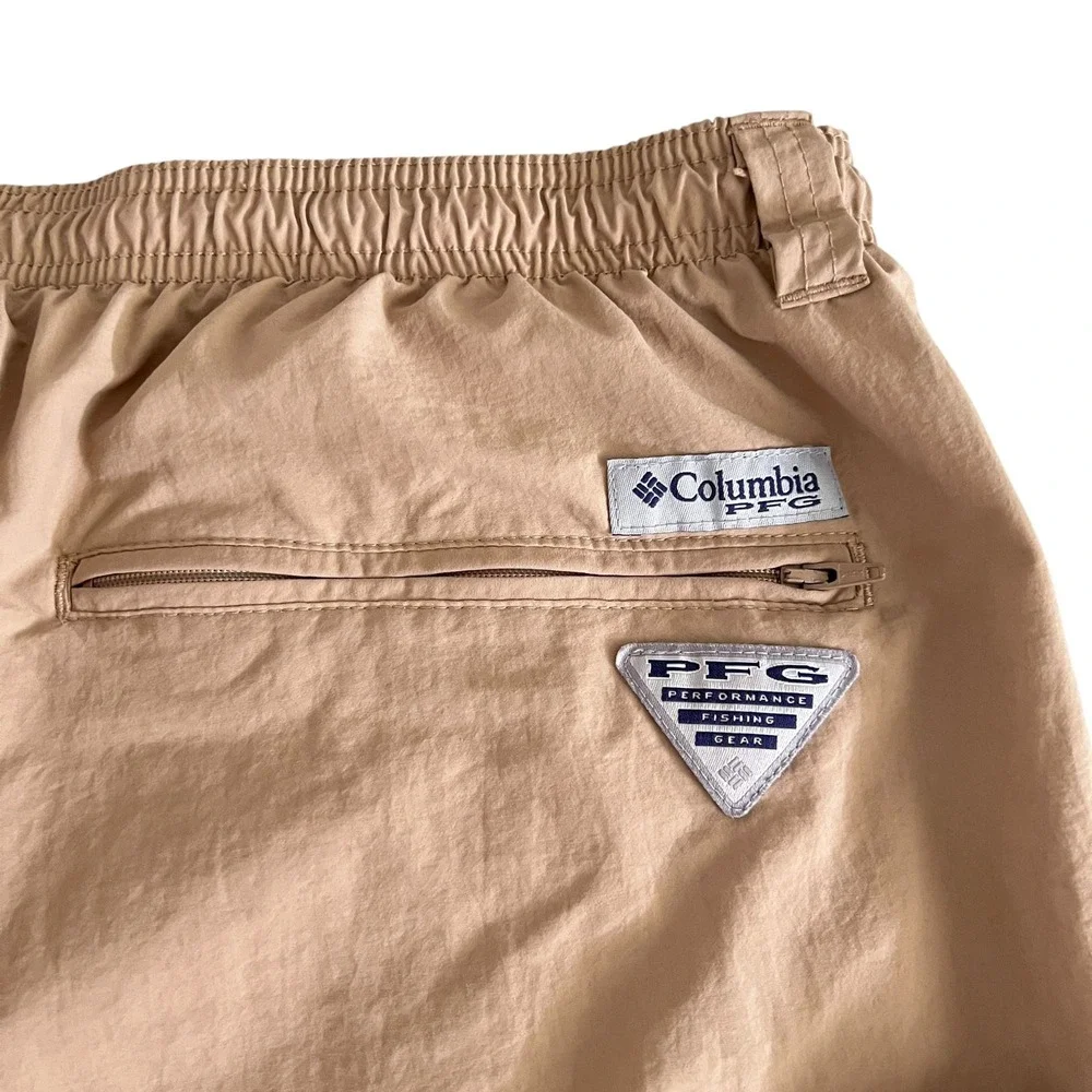Columbia‎ PFG Performance Fishing Shorts Tan Mens XL Pockets Outdoor Athletic